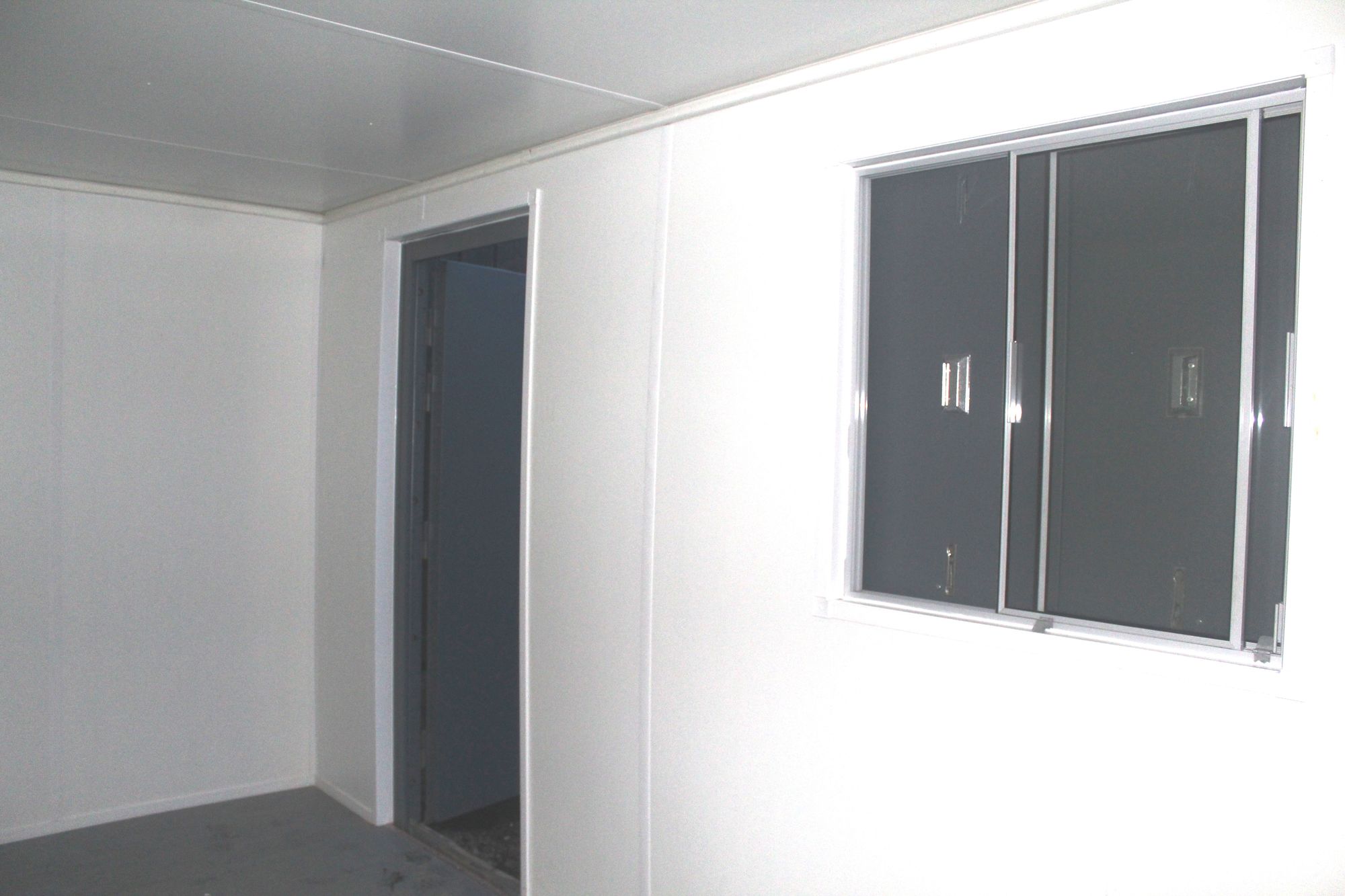 15ft (4.5m) Shipping Container Office | ModiBox Office - Image 2