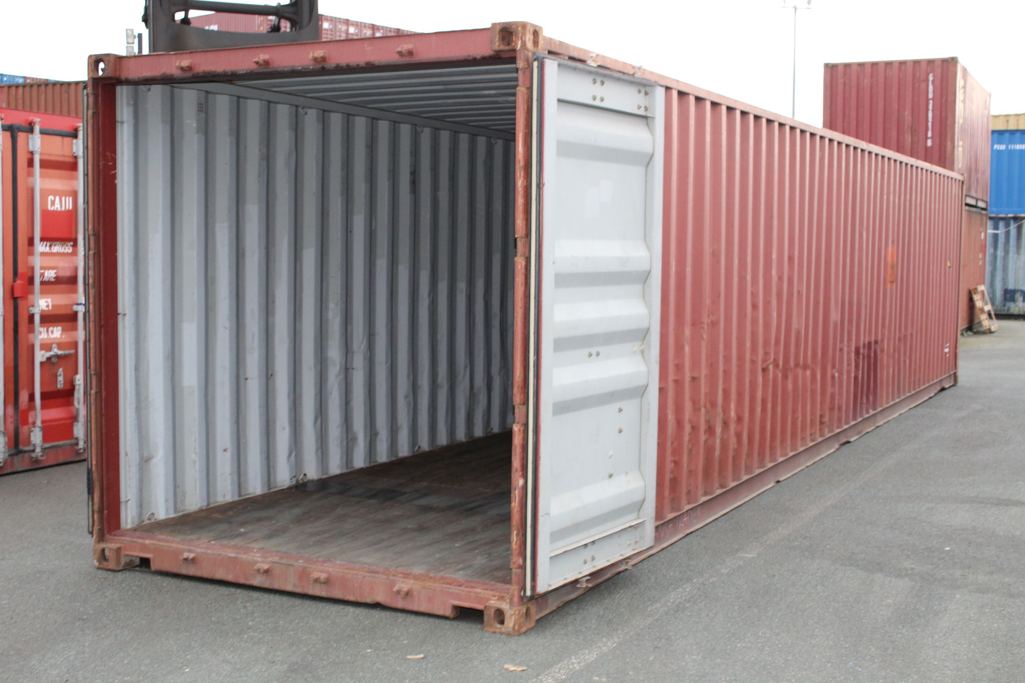 Used 40ft Shipping Containers For Sale 40ft S2 Doors - Image 6