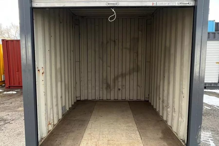 10ft High Cube Shipping Container for Sale – Used Storage Unit with Roll-Up Door - Image 5
