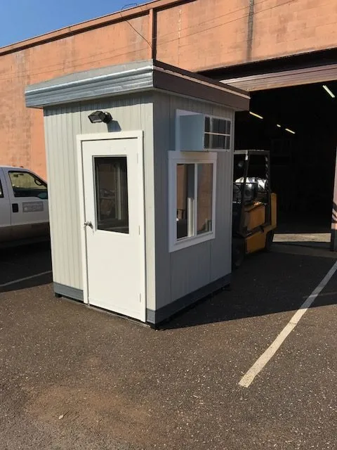 6ft x 6ft Guard Booth (1.8m x 1.8m) – Security Cabin for Sale