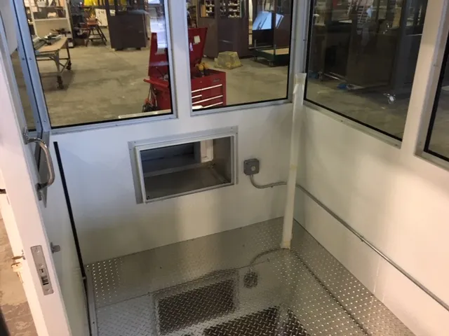 Bulletproof Guard Booth for Sale – Armoured Security Cabin Unit - Image 2