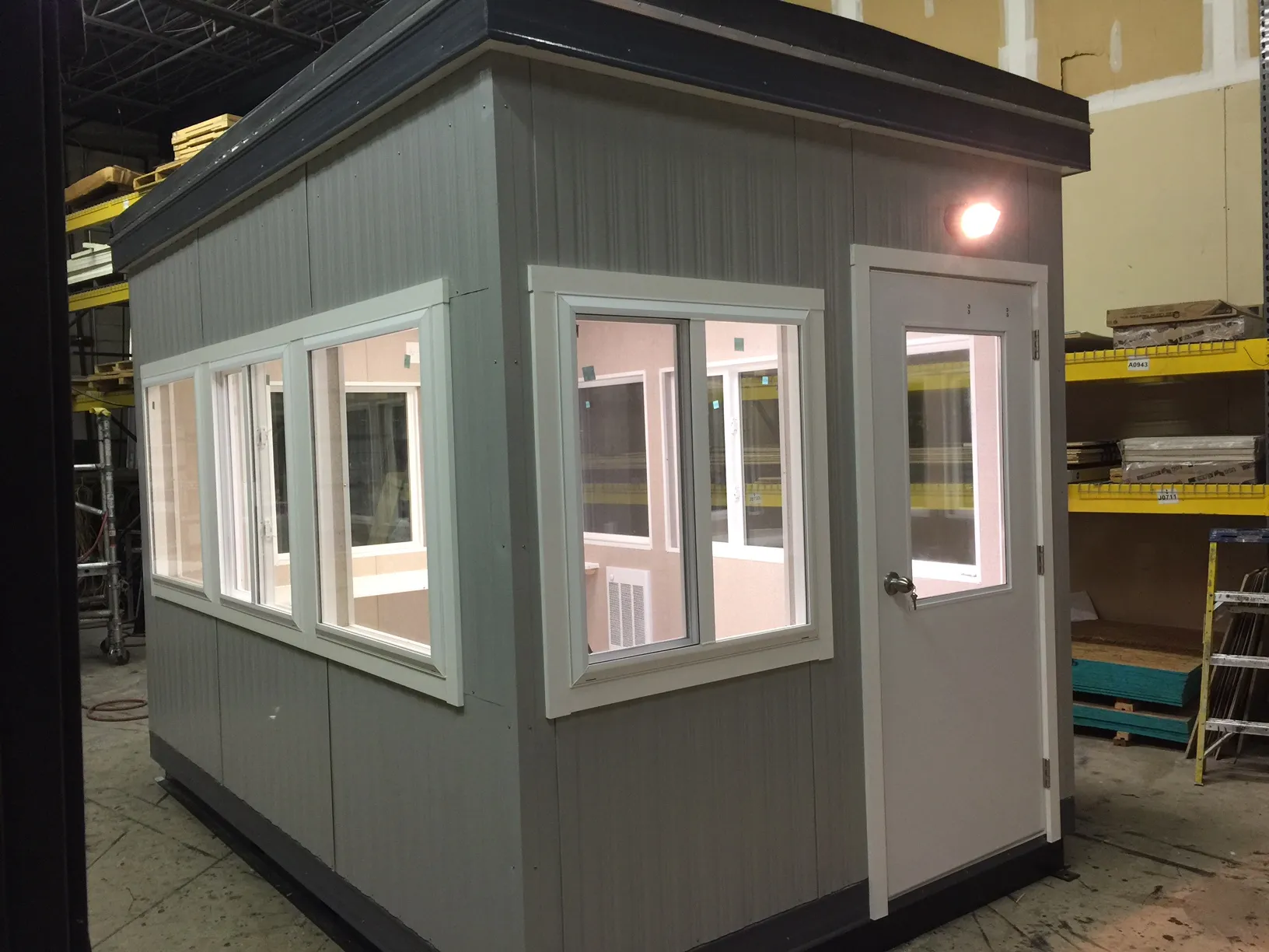 8ft x 12ft (2.4m x 3.7m) Guard Booth for Sale – Security Cabin Unit