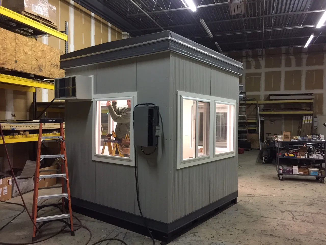 8ft x 8ft (2.4m x 2.4m) Guard Booth for Sale – Security Cabin Unit