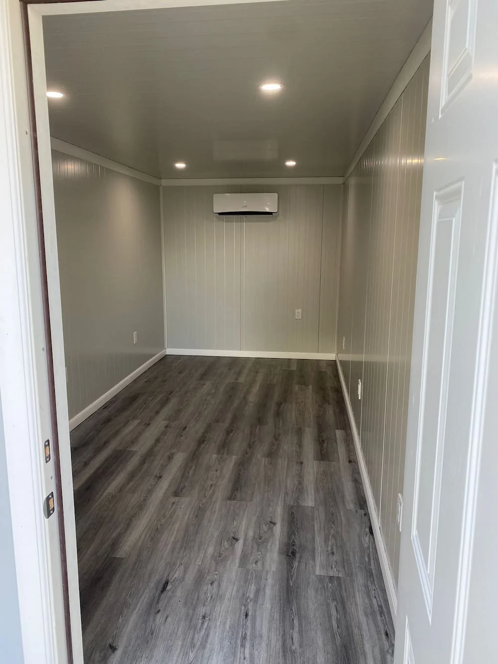 20ft Container Office for Sale – Mobile Portable Office Unit - Image 9