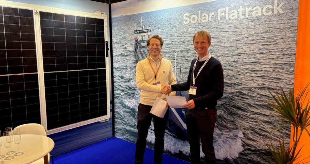 Wattlab to equip world’s largest battery-powered bulker with solar energy system