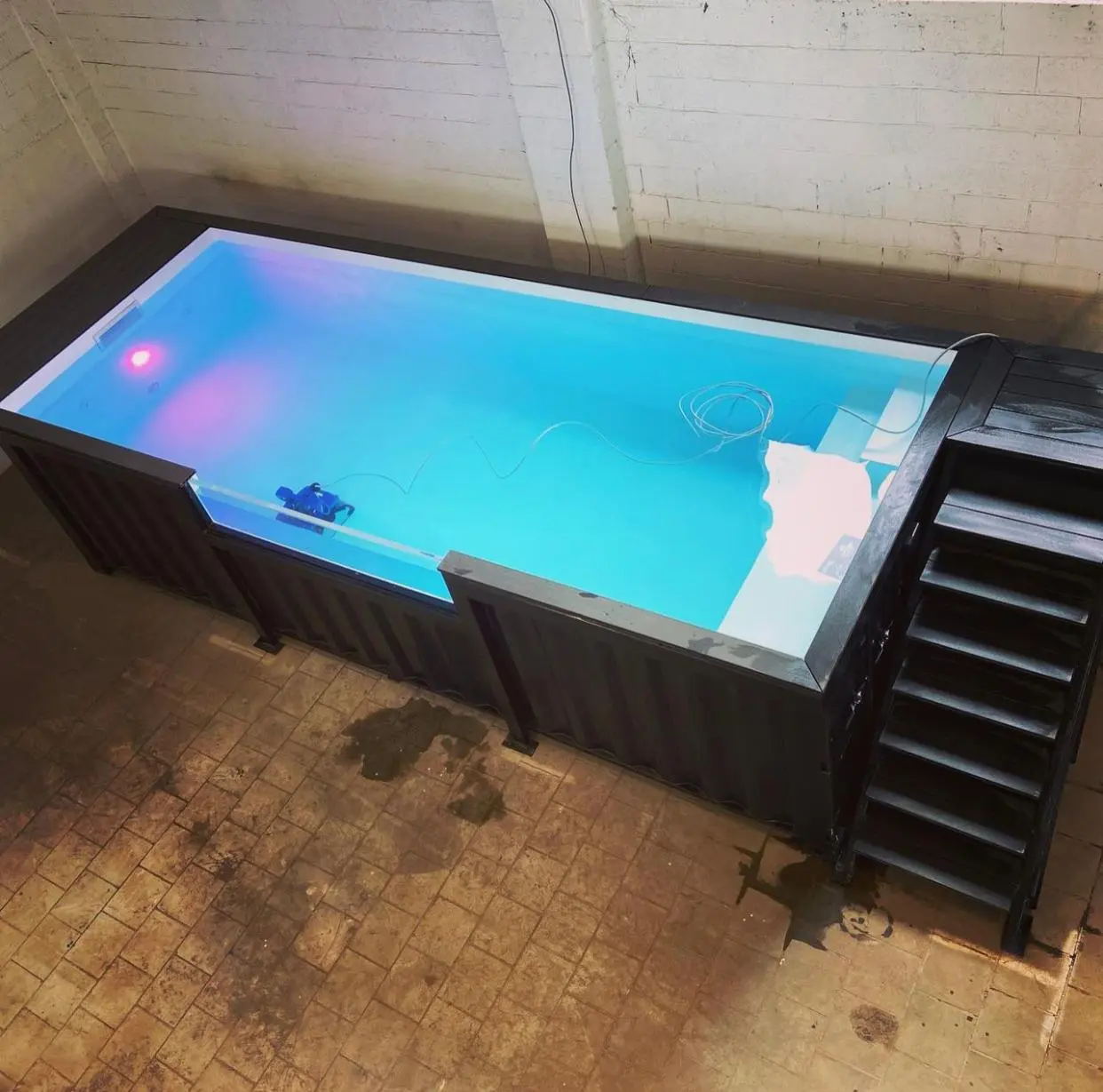 Modern 20 Ft Container Pool - Image 5