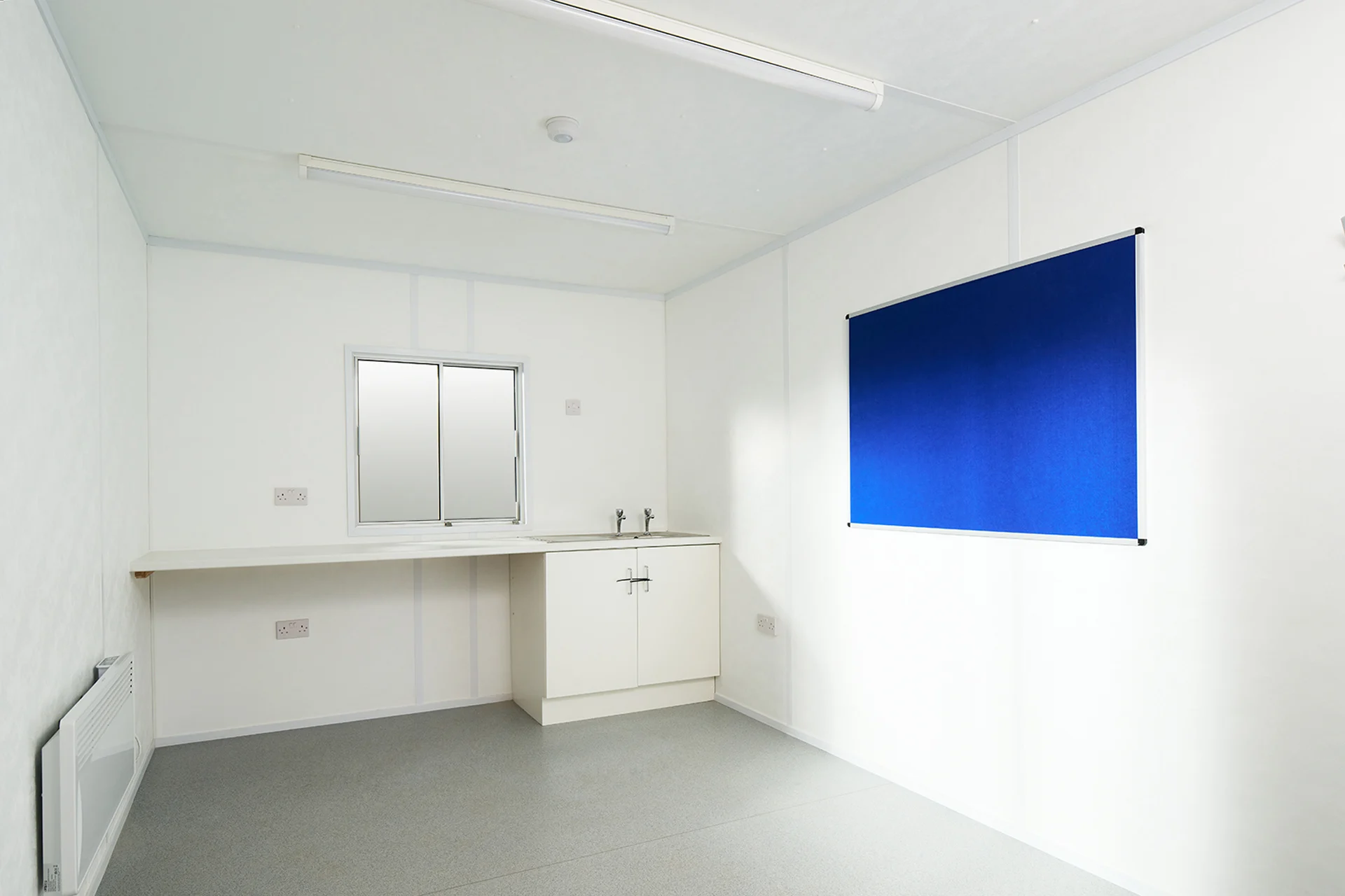 32ft x 10ft (9.8m x 3m) Anti-Vandal Canteen & 2+1 Toilet Unit - Image 5