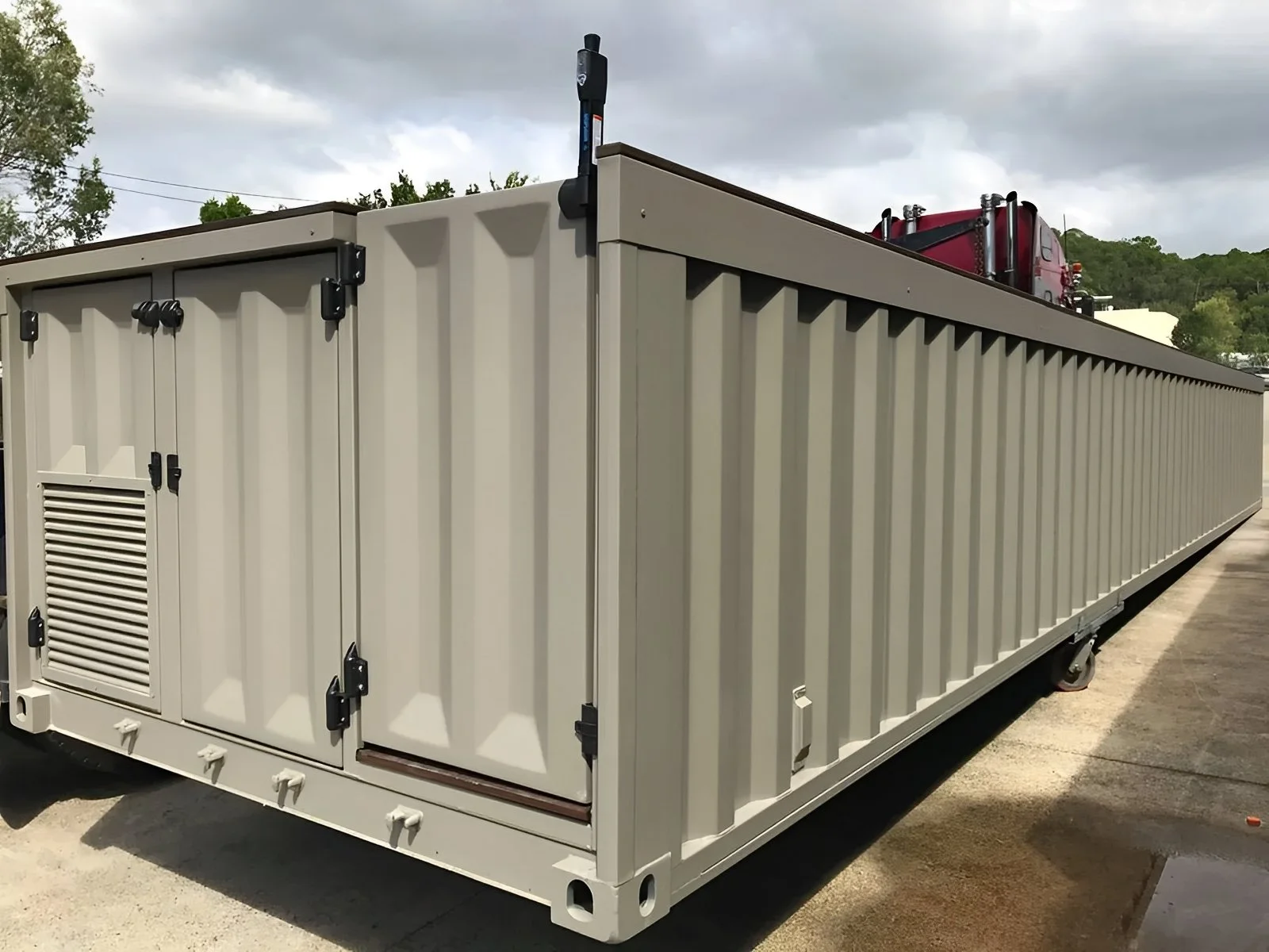 40FT Shipping Container Pool - Image 4