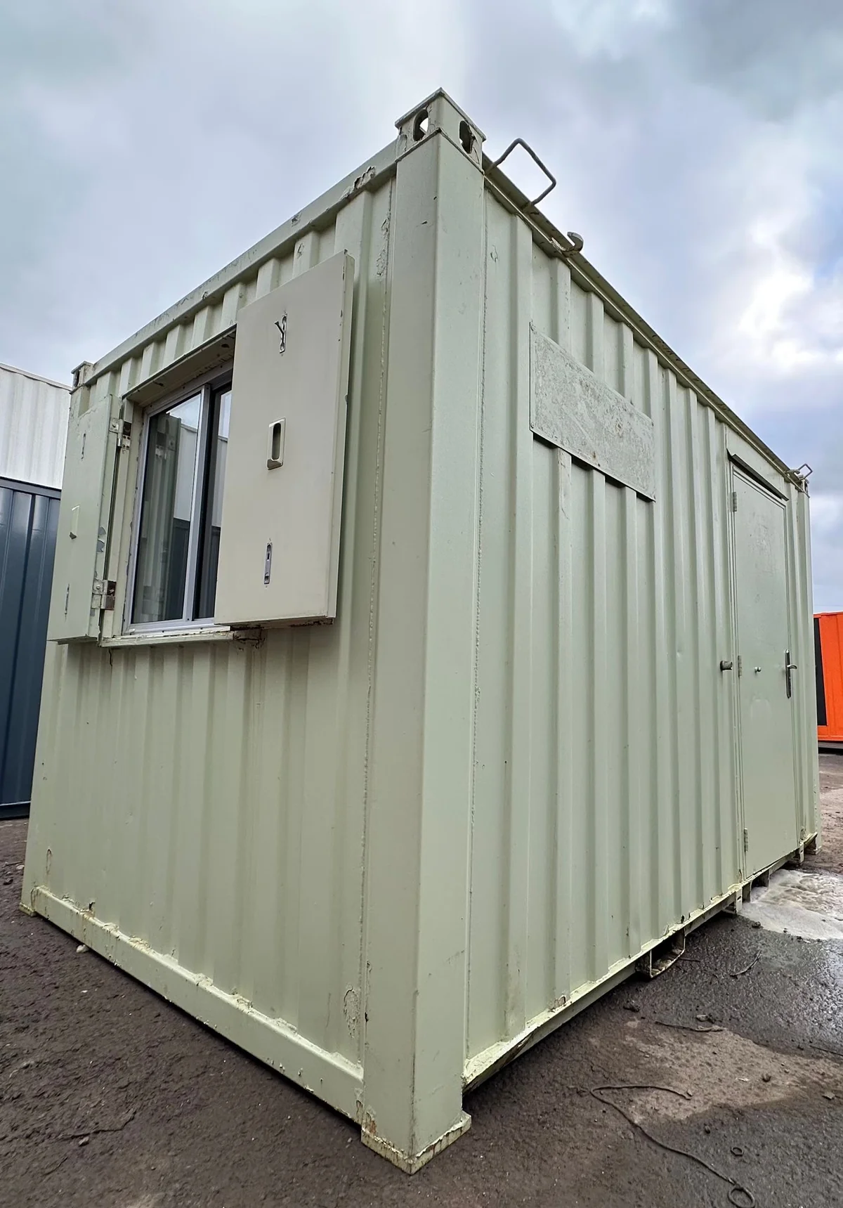 12 x 8 ft | Canteen / Office | Building Site Accommodation | Portable Anti-Vandal Cabin - Image 5