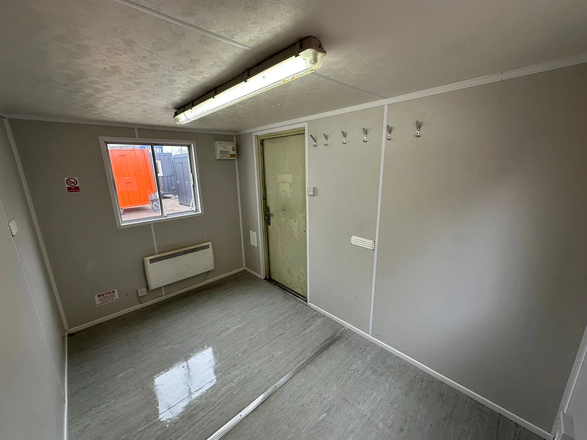 12 x 8 ft | Canteen / Office | Building Site Accommodation | Portable Anti-Vandal Cabin - Image 7